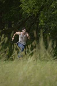 Кадр Быть человеком