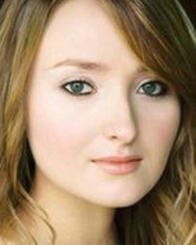 Моника Хьюис фото