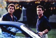 Кадр Незаконное вторжение