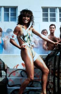 Кадр Магазин бикини в Малибу