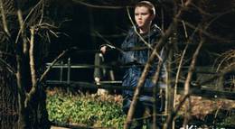 Кадр из фильма "Рождение" - 1