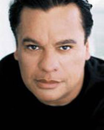 Хуан Гэбриел фото