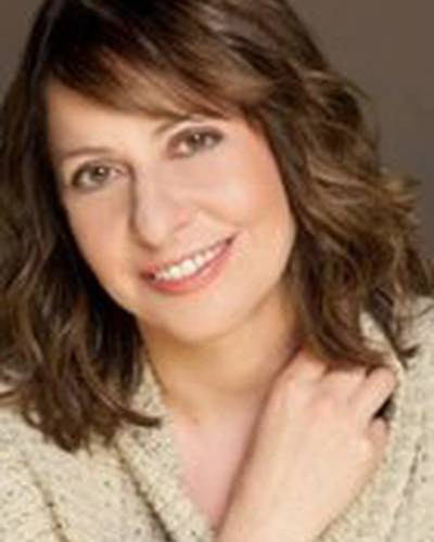 Люси Чэмберс фото