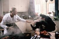 Кадр Искры из глаз