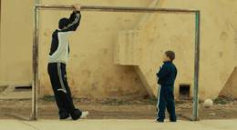 Кадр из фильма "Матери" - 2