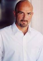 Марк Хоукинс фото