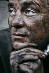 Кадр Незламна