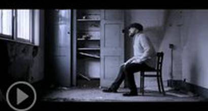 Видеоклип от Alex Clare "Too Close"