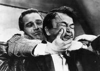 Кадр Разорванный занавес