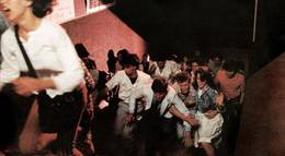 Кадр из фильма "Демоны" - 2