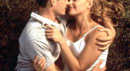 Кадр из фильма "Нормальная жизнь" - 2