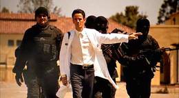 Кадр из фильма "Человек-невидимка" - 1