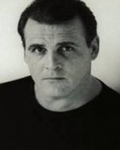 Кен Симмонс фото