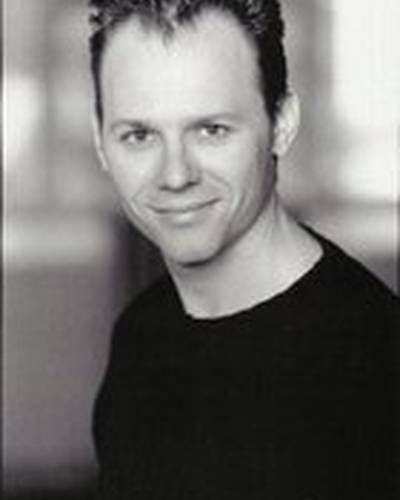 Джесси Бонд фото