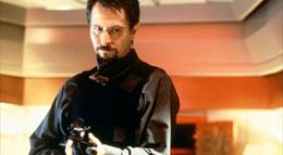 Кадр из фильма "Самолет президента" - 2