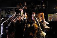 Кадр Чита Гёрлз в Барселоне