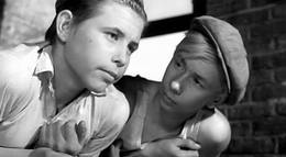 Кадр из фильма "Сережа" - 1