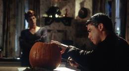 Кадр из фильма "Хэллоуин: 20 лет спустя" - 1