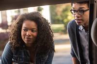 Кадр Бумажные города