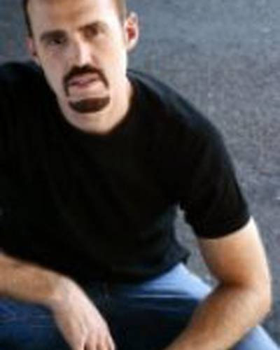 Гаррет Уоррен фото