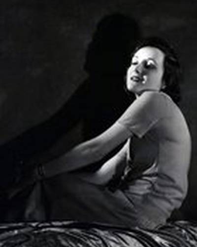 Ивонн Пеллетье фото