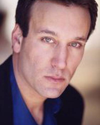 Гэбриел Джаррет фото