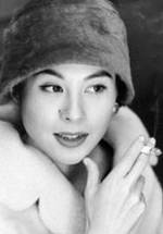 Ёсико Куга фото