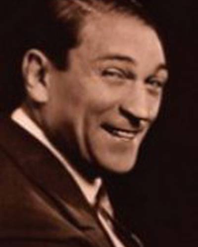 Виктор МакЛаглен фото