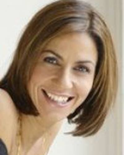 Джулия Бредбери фото