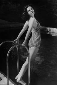 Кадр Calling Hedy Lamarr