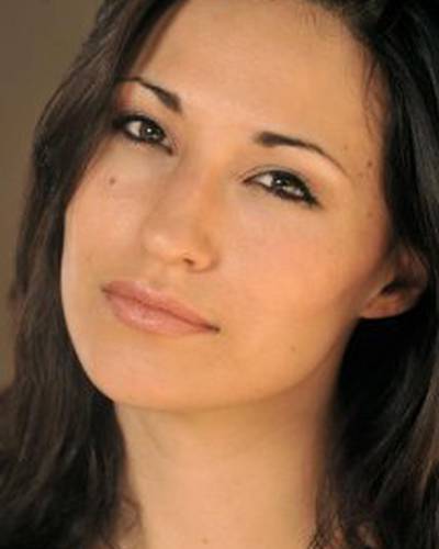 Моник Канделария фото