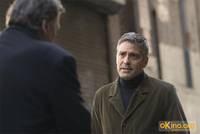 Кадр Майкл Клейтон