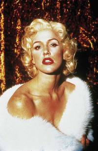 Кадр Блондинка (мини-сериал)