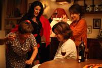 Кадр Золотая клетка