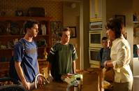 Кадр Малкольм в центре внимания