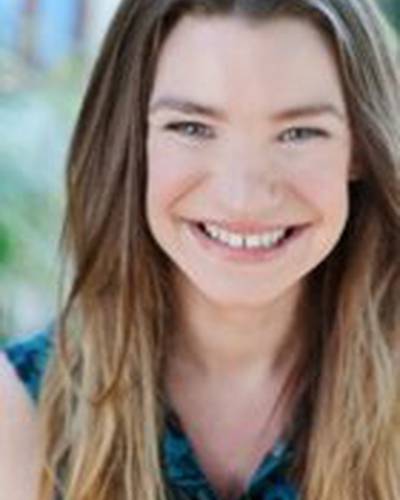 Бетси Мур фото