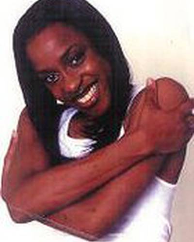 Olisa Thompson фото