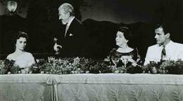 Кадр из фильма "Это моя земля" - 1