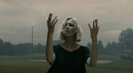 Кадр из фильма "Меланхолия" - 1