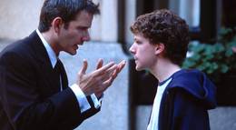 Кадр из фильма "Любимец женщин" - 2