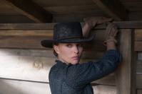 Кадр Джейн берет ружье