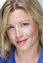 Эмили Холл фото