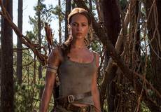 Появились тизер и постер нового фильма о Ларе Крофт