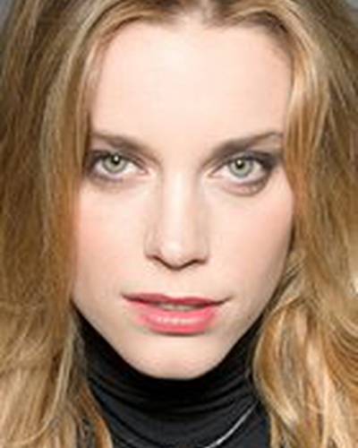 Каролина Банг фото