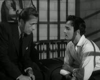 Кадр Стучись в любую дверь