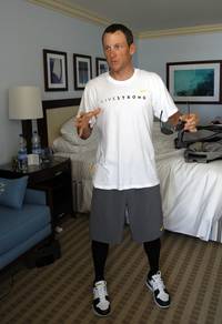 Кадр Ложь Армстронга