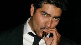 Кадр из фильма "Money" - 2