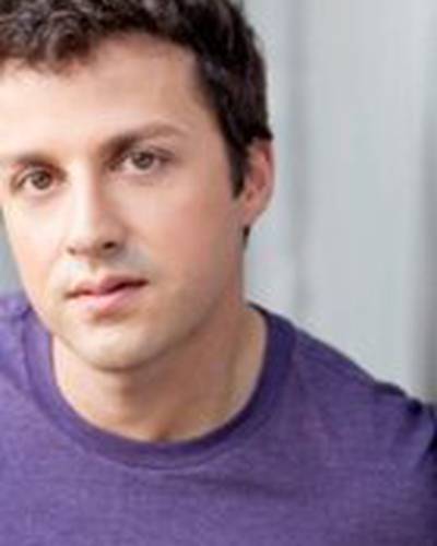 Роуэн Бусед фото