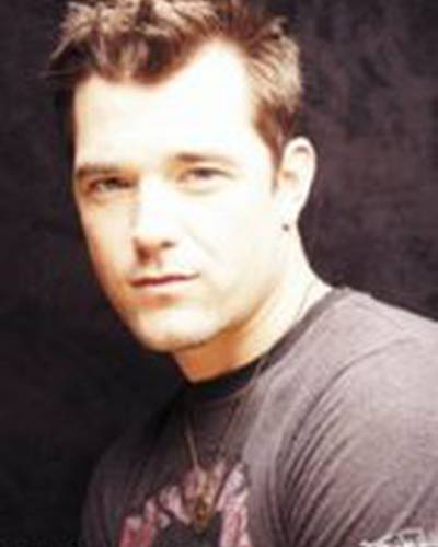 Джон Бэйли фото