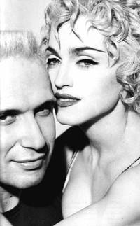 Кадр В постели с Мадонной